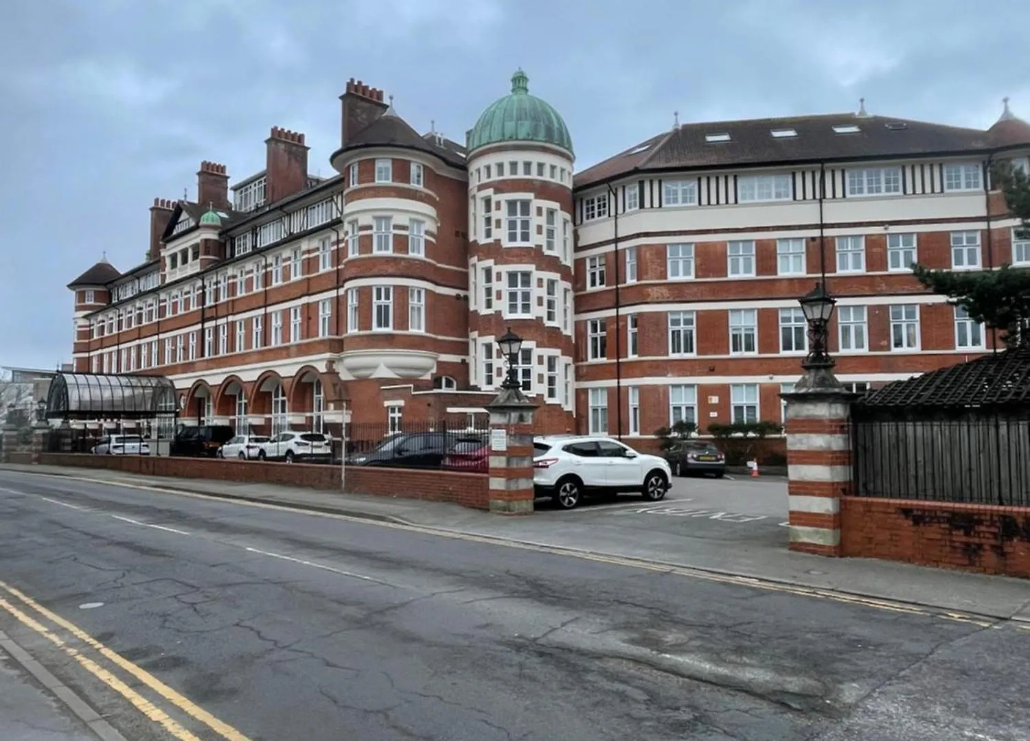 Burlington Mansions Apartment Bournemouth